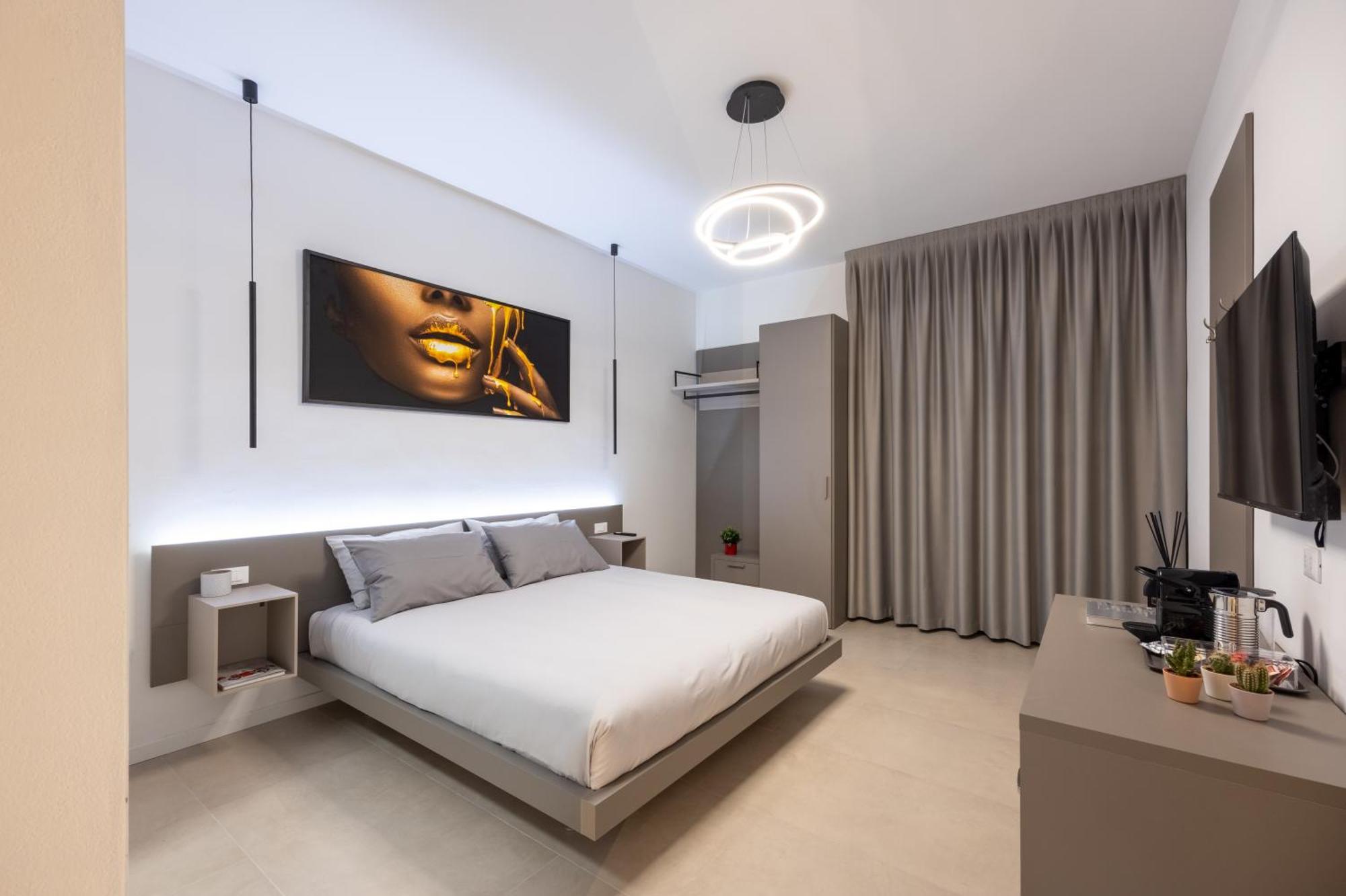 Luxury Station Suite بولونيا المظهر الخارجي الصورة