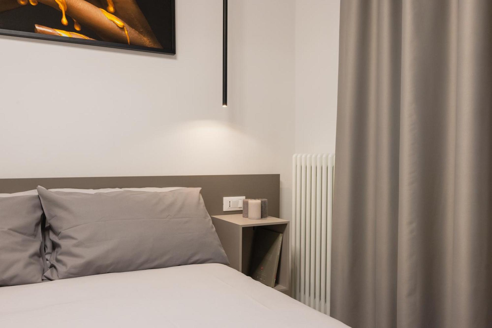 Luxury Station Suite بولونيا المظهر الخارجي الصورة
