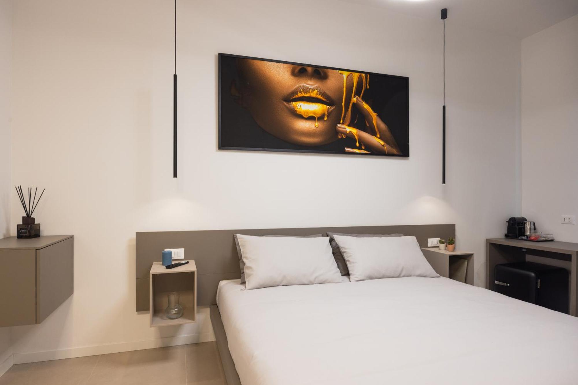 Luxury Station Suite بولونيا المظهر الخارجي الصورة