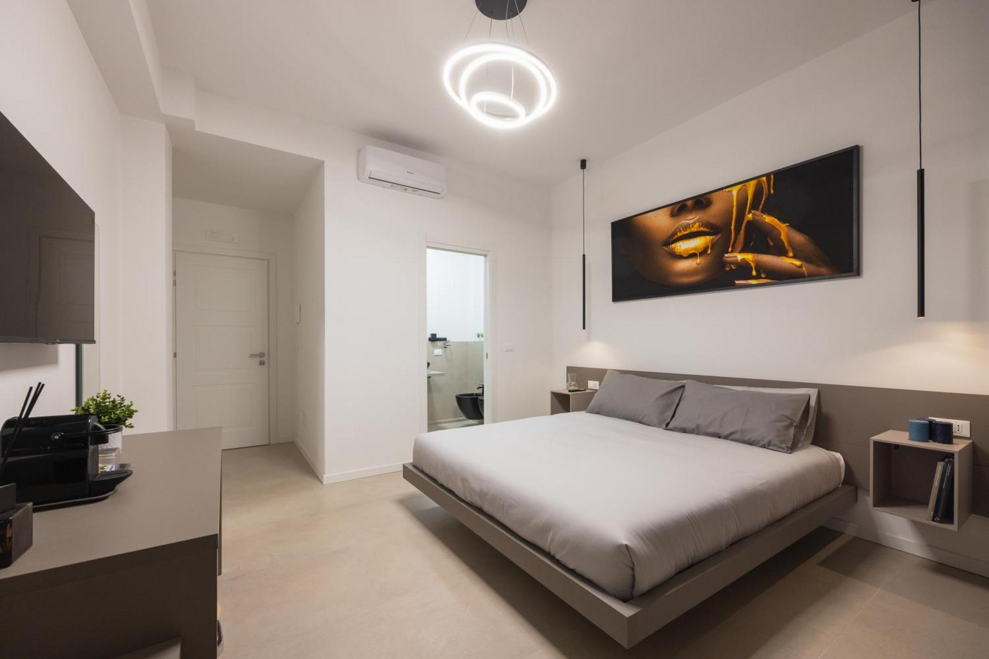 Luxury Station Suite بولونيا المظهر الخارجي الصورة