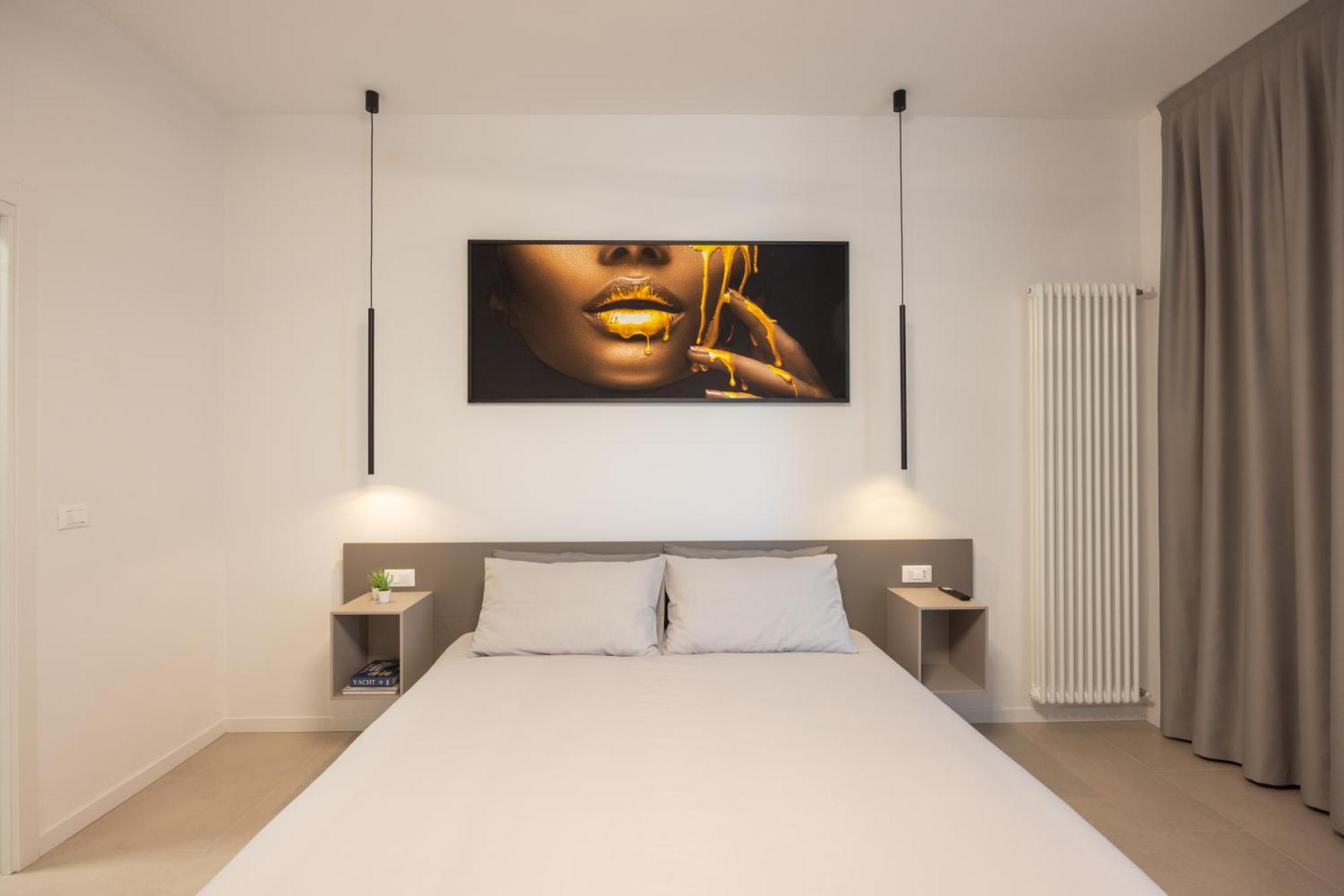 Luxury Station Suite بولونيا المظهر الخارجي الصورة