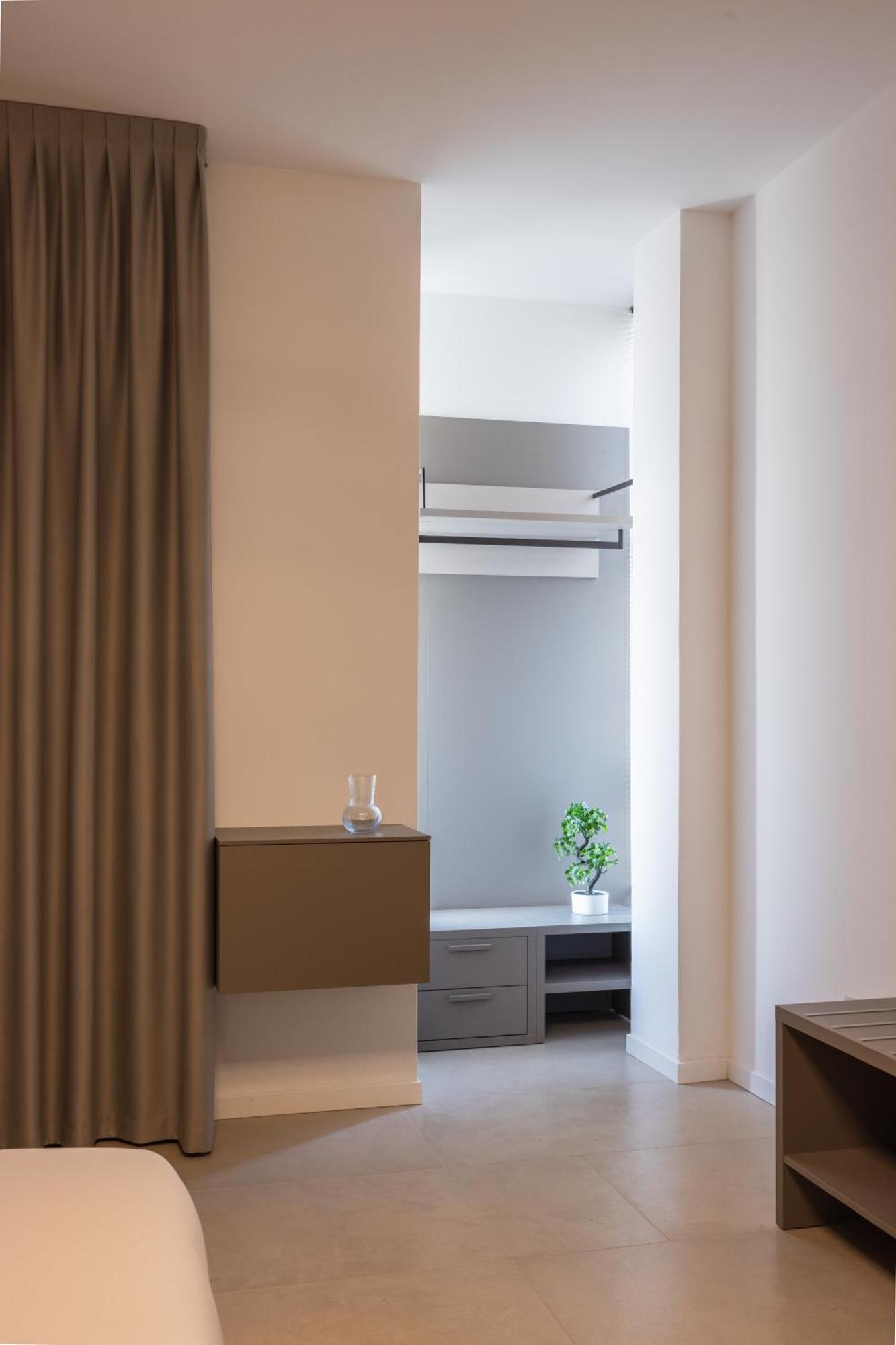 Luxury Station Suite بولونيا المظهر الخارجي الصورة