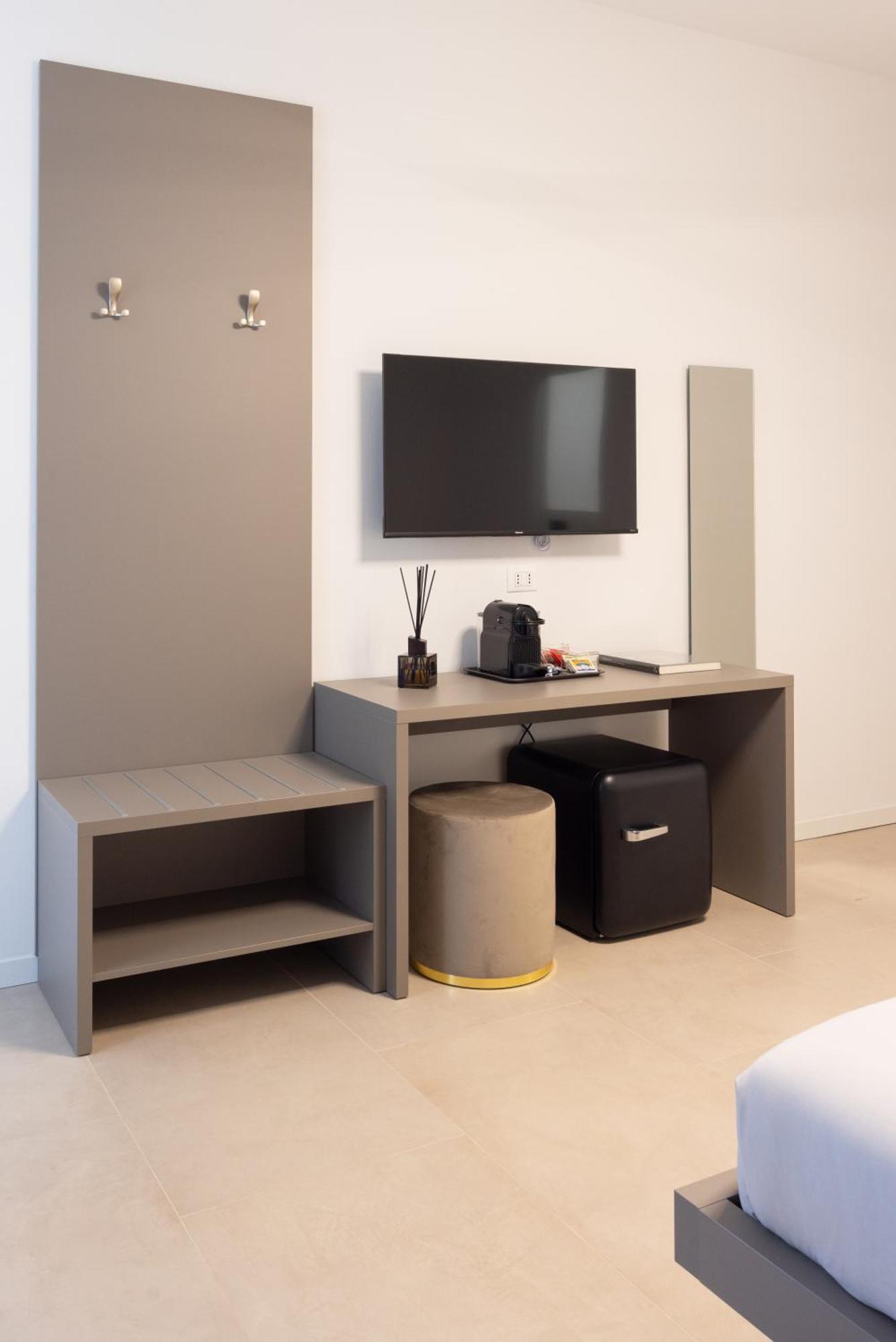 Luxury Station Suite بولونيا المظهر الخارجي الصورة